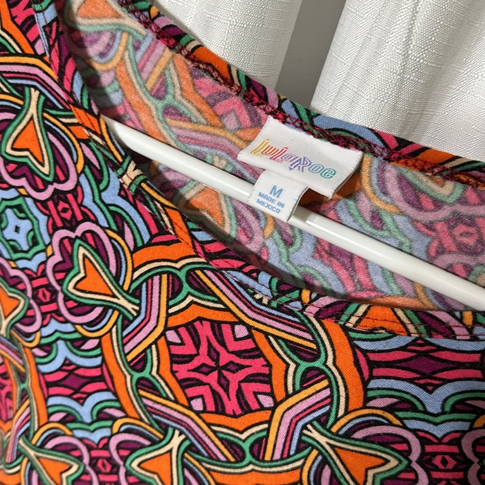 lularoe irma - Picture 2 of 5
